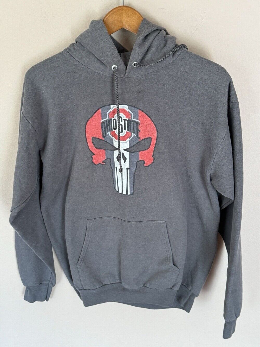 Ohio State Buckeyes W/ Punisher Logo Gray Hoodie Medium